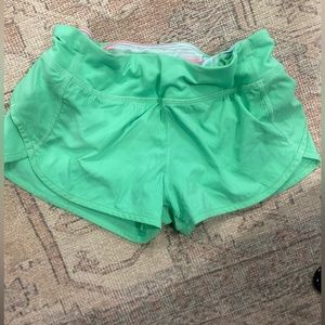 Ivivva girls lululemon shorts size 12 like new